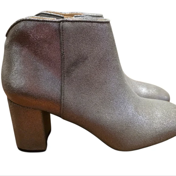 White House Black Market Harper Shimmering Silver Ankle Booties Size 8 1/2 - Picture 4 of 10
